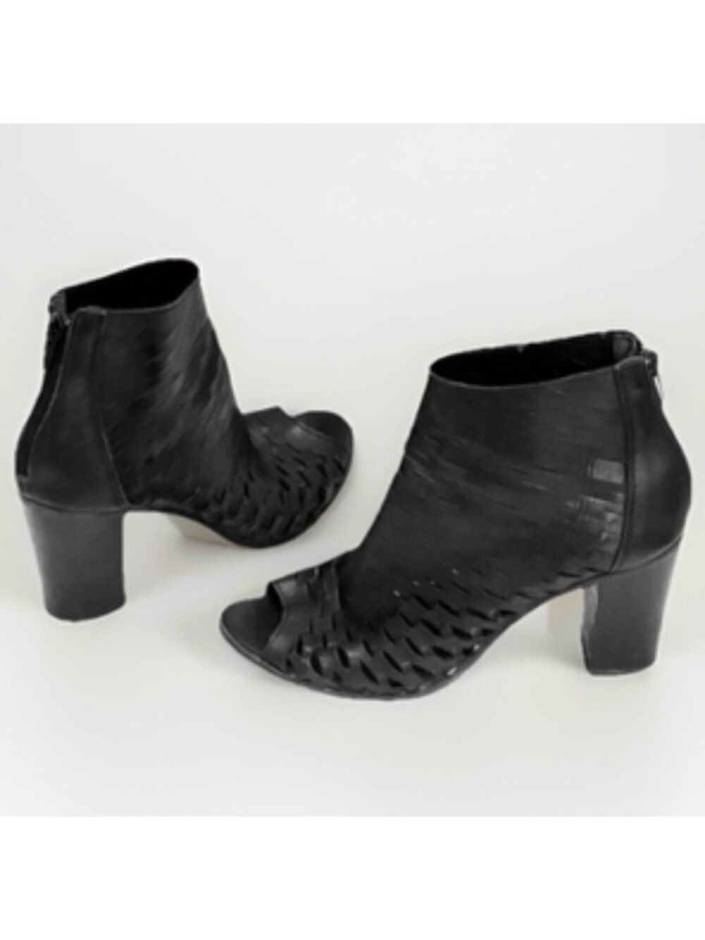 Lavorazione Artigiana Handcrafted Woven Leather Heeled Booties Womens Sz 8 Black